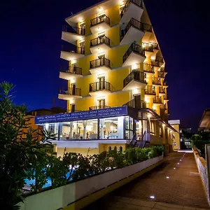 Hotel Mondial ***