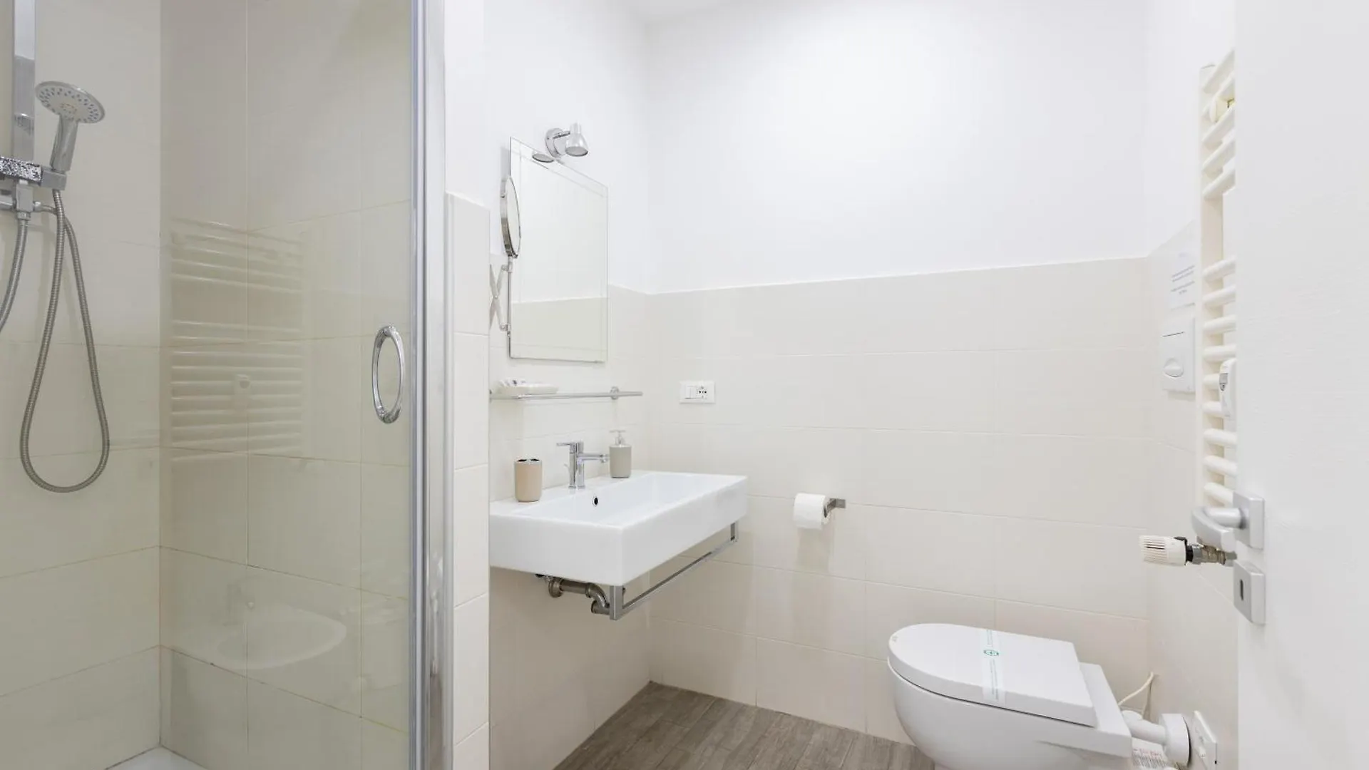 Guest house 247 Luxury Rooms Trastevere Rome